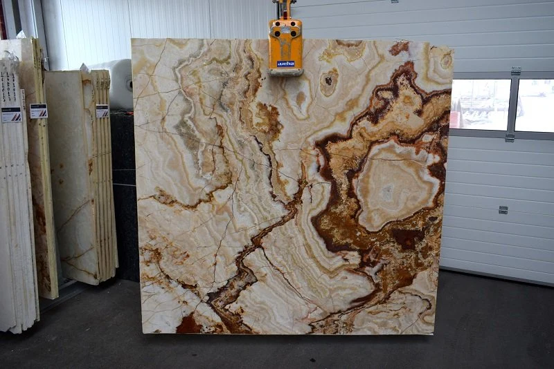 Kizilca Onyx Cross Cut