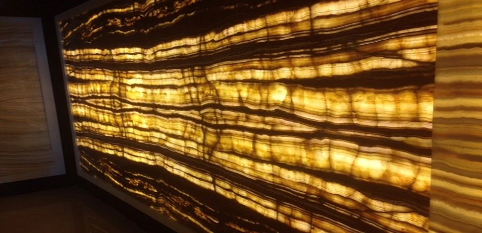 Onyx Vein Cut — přírodní deska